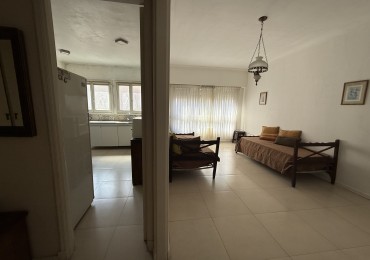 DOS AMBIENTES AL FRENTE ZONA CENTRO RESERVADO